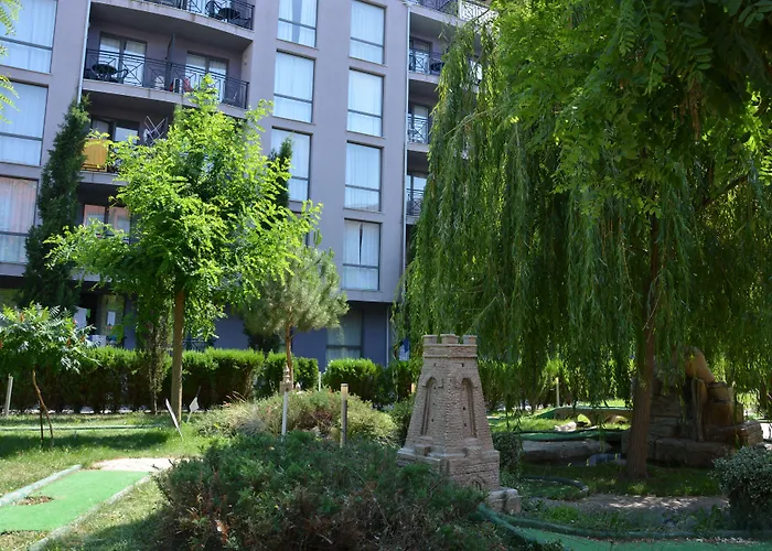 Rainbow 3 Club Hotel 3*