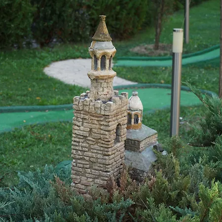 Rainbow 3 Club Szálloda Napospart