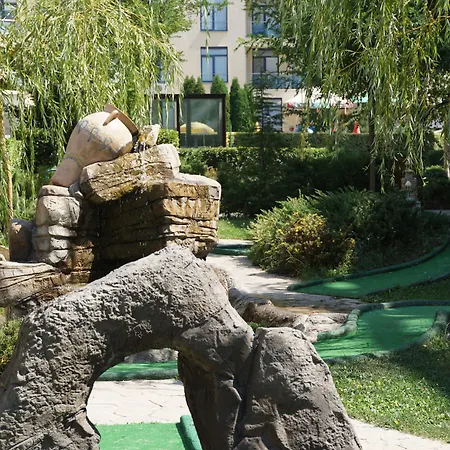 Rainbow 3 Club Szálloda Napospart