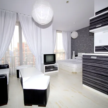 Rainbow 3 Club Szálloda 3*